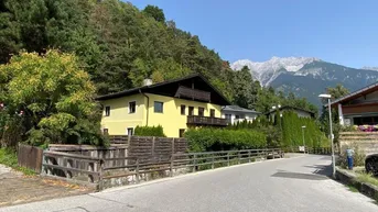 Expose Völs/ruhige Zentrumslage: Haus mit Erweiterungspotential zu verkaufen (renovierungsbedürftig) 