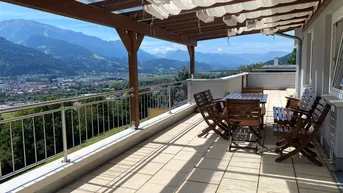 Expose  4-Zimmer-DG-Wohnung mit riesiger Sonnenterrasse samt Panoramablick und 2 Autostellplätzen in Aussichtslage von Fritzens