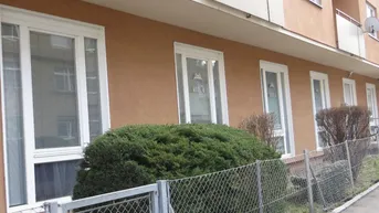 Expose IBK-Pradl: 3 freie geräumige, helle WG-Zimmer für Studenten oder Berufstätige in einer 8er WG-Wohnung ab 1.Juli 2025!