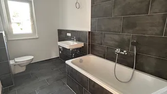 Expose Neubau: 4-Zi Terrassenwohnung