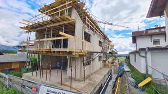 Expose Neubau 3-Zimmerwohnung mit Terrasse