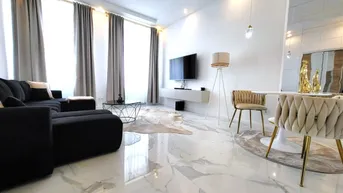 Expose Erstklassiges Apartment im historischen Altbau - 2 Zimmer - Mondflair und Regendusche!