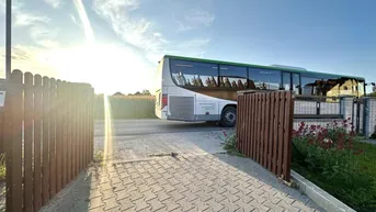 Expose Bungalow mit riesigem Garten - 5 Zimmer - Zentrumnähe!
