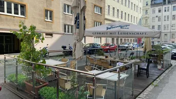 Expose Traditionsbetrieb in Margareten – Voll ausgestattetes Gastronomielokal mit großem Schanigarten &amp; treuem Kundenstamm in zentraler Lage