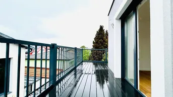 Expose Erstbezug! Exklusive Doppelhaushälfte mit Garten, zwei Balkonen, Dachterrasse und PKW-Stellplatz – hochwertige Ausstattung