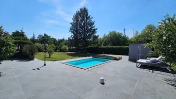 Expose Einfamilienhaus mit hochwertiger Ausstattung | Wintergarten, Pool und ca. 1600m² Eigengrund!