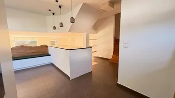 Expose Doppelhaushälfte – tolles Design – tolle Lage am Stadtrand Süd