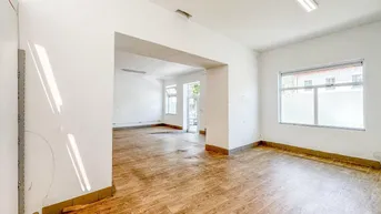 Expose NEUER PREIS - Entwicklungsobjekt mit großem Potenzial im Zentrum von Brunn am Gebirge - EUR 549.000 VHB!