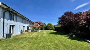 Expose GROSSZÜGIGE VILLA IN BOCKFLIEß MIT 11 ZIMMER, POOL, DOPPELGARAGE UND WUNDERSCHÖNEM GARTEN