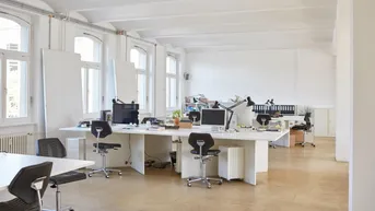 Expose Eindrucksvolles 6- Zimmer Büro im Dachgeschoss in bester Lage, Nähe Börse