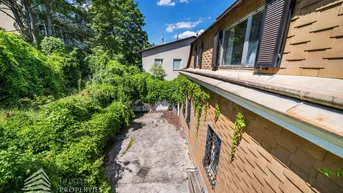 Expose Historische Villa mit Studie für Ausbauprojekt in Grinzinger Bestlage