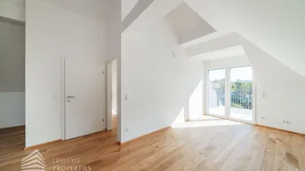 Expose Erstbezug! 2,5-Zimmer Dachgeschosswohnung mit Garten und Terrasse, Nähe Fridtjof Nansen Park