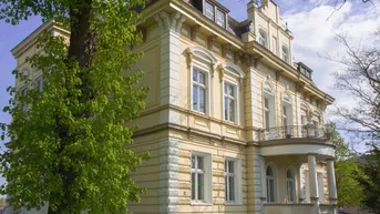 Expose Traumhaft sanierte 7-Zimmer Altbau-Villa mit Fernblick