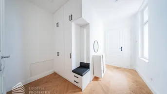 Expose Wunderschöner 6-Zimmer Altbau, Nähe Börse