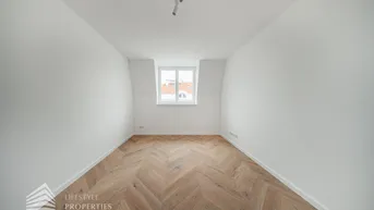 Expose Elegante Dachgeschoss 5-Zimmer Wohnung mit großer Terrasse, Erstbezug!