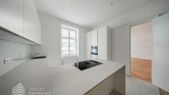 Expose Erstbezug! Elegante 5-Zimmer Altbauwohnung Nähe Hoher Markt