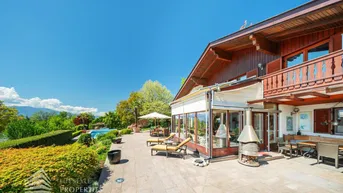 Expose Prachtvolle Villa mit Pool und Garten mit Blick auf den Wörthersee und die mächtigen Karawanken