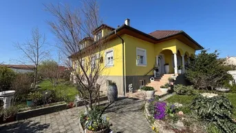 Expose Winden am See - Ihr Traumhaus mit großem Garten wartet auf Sie!