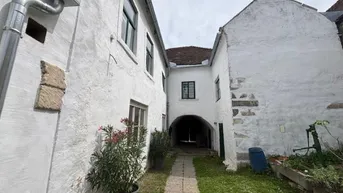 Expose Breitenbrunn - historische (16.Jhd.), neu sanierte Wohnung samt Nebengebäuden und Garten im Ortszentrum