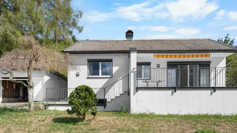 Expose Teilmöblierter 73m² Bungalow mit 1749m² Grundstücksfläche (Bauland), 2 Terrassen und Garage für 369.000,00 € in Stattegg, Steiermark!