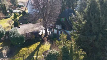 Expose Das ultimative Traumgrundstück mit Stadtblick und Altbestand