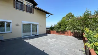 Expose Stilvolle Wohnung mit traumhafter Terrasse Wohnen mit Freiraum! 