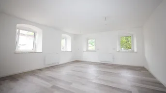 Expose Helle 2,5-Zimmer-Gartenwohnung in Oberhofen Wohnen am See