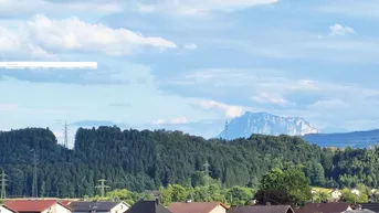 Expose Ferienwohnung oder Hauptwohnsitz 2,5 Zimmerwohnung Nähe Attersee mit Weitblick
