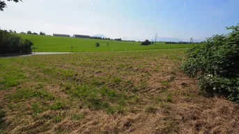 Expose Traumhaftes Baugrundstück in Seekirchen-Mödlham Sonnige Lage für Ihr zukünftiges Zuhause