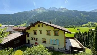 Expose Attraktive Investitionschance: Großes Mehrparteienhaus mit viel Potenzial bei St. Anton am Arlberg