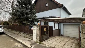 Expose Einfamilienhaus mit Garagenplatz!