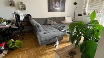 Expose Schöne und helle Wohnung mit Loggia in ruhiger und zentraler Siedlungslage von Traun/St. Martin - sehr gute Infrastruktur und optimale Erreichbarkeit! Privates Kellerabteil inklusive, TG-Parkplatz vorhanden!