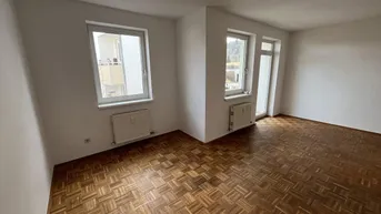 Expose Familien-Wohn(t)raum mit 2 Kinderzimmern! Naturnahe Toplage mit sonnigem Balkon in ruhiger Freistädter Stadtrandlage!