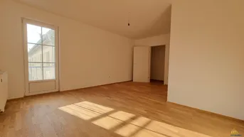 Expose tolle 4 Zimmer Wohnung - teilsaniert - Einbauküche