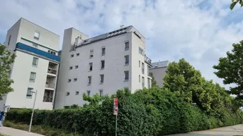 Expose Koffer packen und einziehen inkl. Tiefgaragen Stellplatz - Gartennutzung