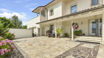 Expose Toskana-Villa inklusive drei Bauparzellen – mediterranes Flair &amp; Potenzial
