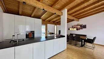 Expose Sonnige 4,5 Zimmer Dachgeschosswohnung