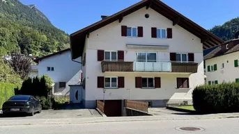 Expose Großzügige 4 Zimmer Wohnung 