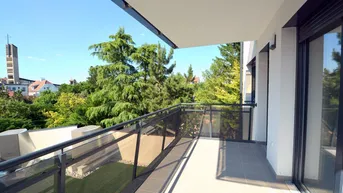 Expose ZENTRAL UND RUHIG - TEILMÖBLIERTE TERRASSENWOHNUNG MIT FERNBLICK INS GRÜNE