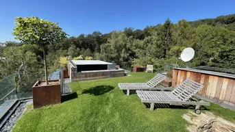 Expose Erstbezug - Traumhaftes Penthouse mit Dachgarten und eigenem Pool