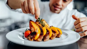 Expose Exklusives Immobilienpaket: Gastgewerbe, Gastronomie und Wohnung im Herzen von Wien