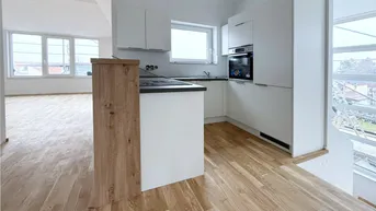 Expose Außergewöhnliche DG-Wohnung mit 4 Terrassen und eigenem Liftzugang!