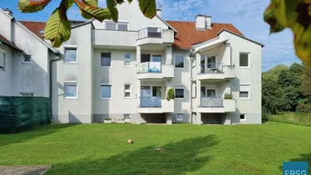 Expose Single- oder Pärchenwohnung im OG mit Loggia