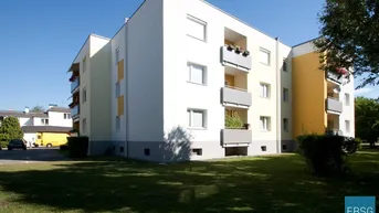 Expose 4-Zimmerwohnung im 1.OG mit Loggia