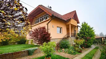 Expose Perfektes Einfamilienhaus in ruhiger Lage in Solymár zu verkaufen