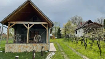 Expose Kleines Wohnhaus mit Garten in Kaposvár, Süd-Transdanubien zu verkaufen