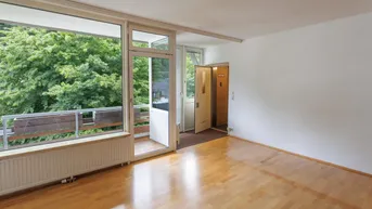 Expose BARRIEREFREI WOHNUNG, 3 ZIMMER, SUPER AUSBLICK ZUM TRAUNSEE, 3 BALKONE