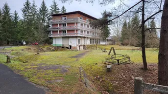 Expose Interessantes Investment am Gesundheitssektor - ehemaliges Erholungs- und Reha-Heim in den Mátra-Bergen steht zum Verkauf