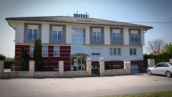 Expose Kleines, aber feines Hotel in Győr zum Verkauf