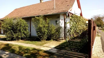 Expose EINFAMILIENHAUS IN DER STORCHENSTADT STEHT ZUM VERKAUF